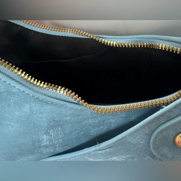 Aeropostale Light Blue Shoulder Bag with Charm Detail purse charms Y2K style - Picture 10 of 10